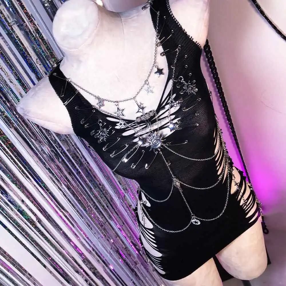 Emo robe gothique faite à la main des années 90 crâne Punk Rock Hip Hop Kawaii bricolage Harajuku adolescent Eco Goth Y2K TOPS chaîne e-girls Grunge Pin