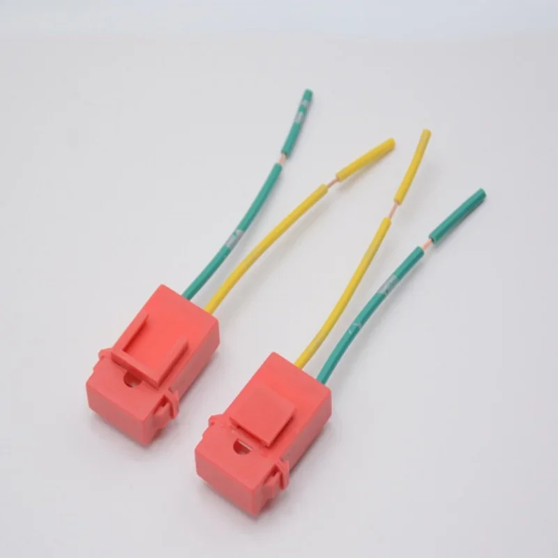1pcs Automotive Ceramic Insert Type Medium Fuse Box