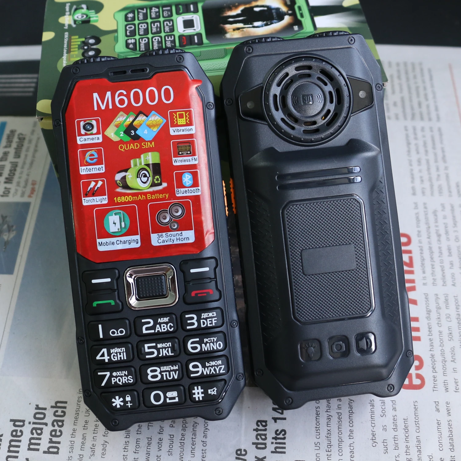 Durable Outdoor Senior Phone Magic Voice 4 Quad Sim Cards Large Battery Powerbank Speed Dial Big Button Loud Voice Dual Torch