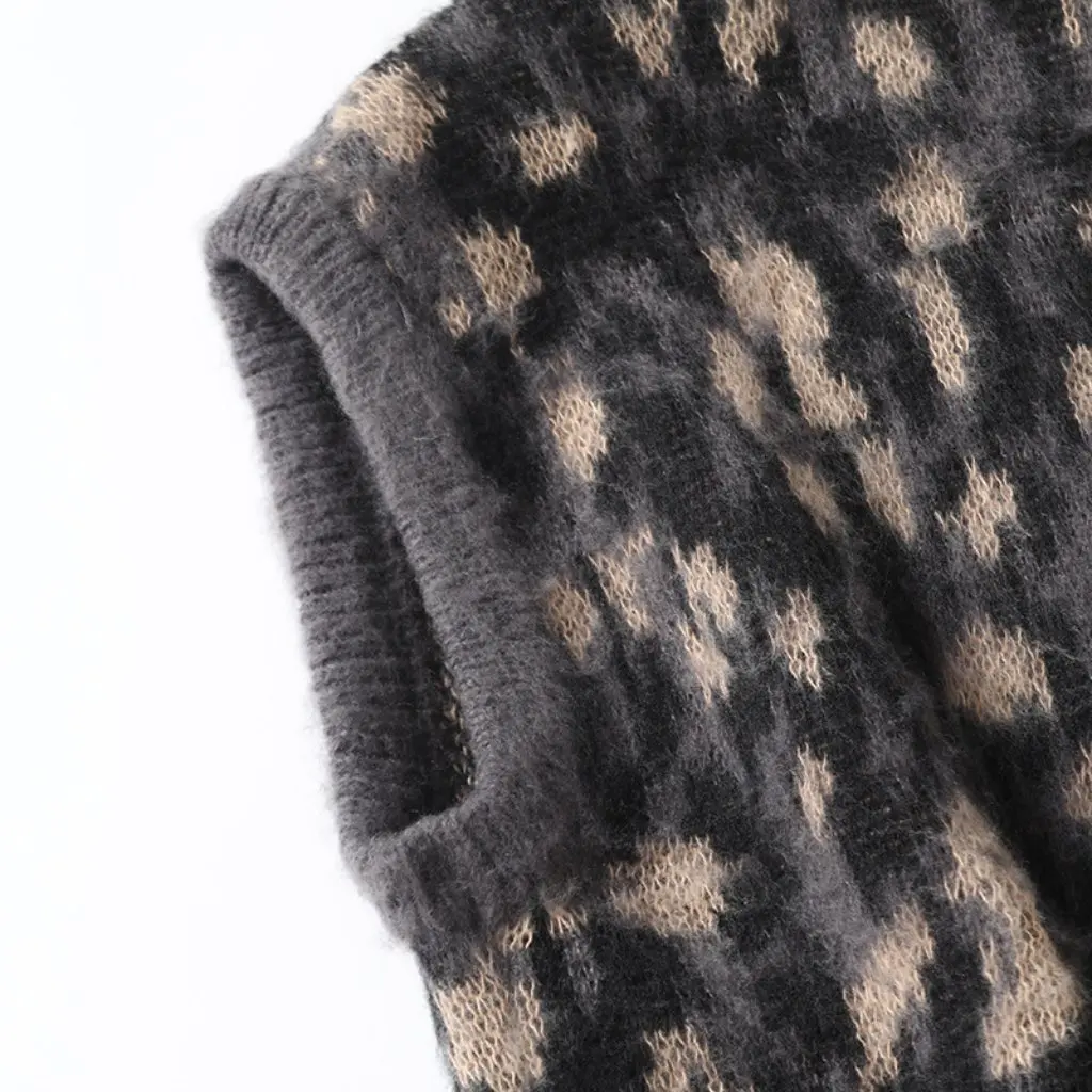 

ZFC-9747 Жилет без рукавов с леопардовым принтом для женщин в европейском и американском стиле, современный город, ретро-дизайн, осенне-зимняя мода