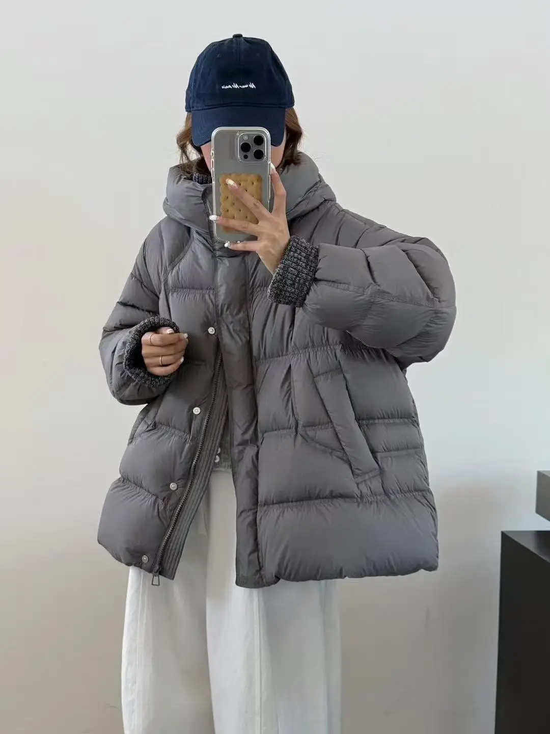 XF5818 Autunno/Inverno 25 delle nuove donne lavorato a maglia piumino di giunzione 90 piumino d'anatra bianco medio lungo con cappuccio caldo cappotto di moda