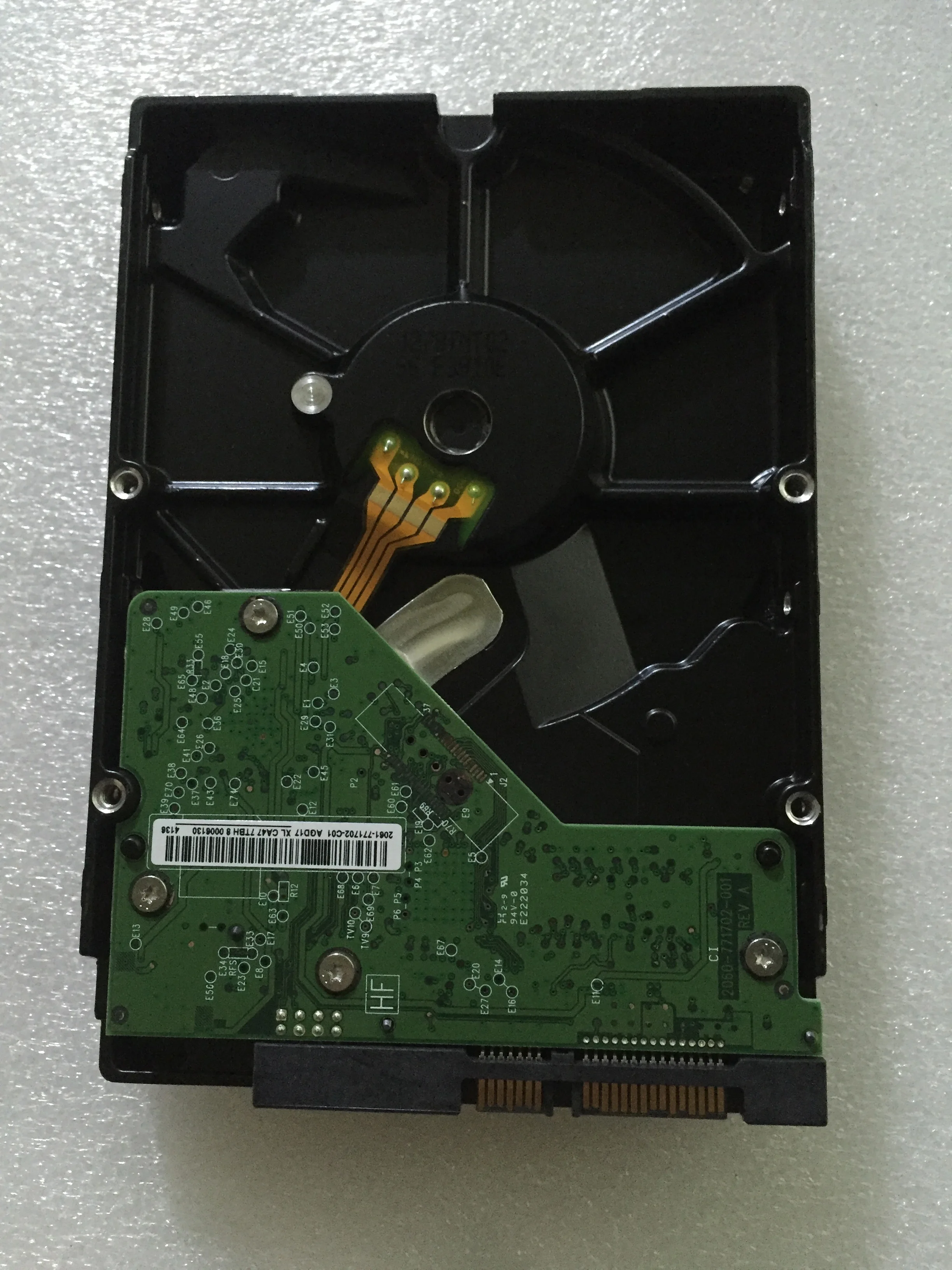 

For 600G 10K 3.5 inch SAS ST3600002SS 0R752K R752K server HDD