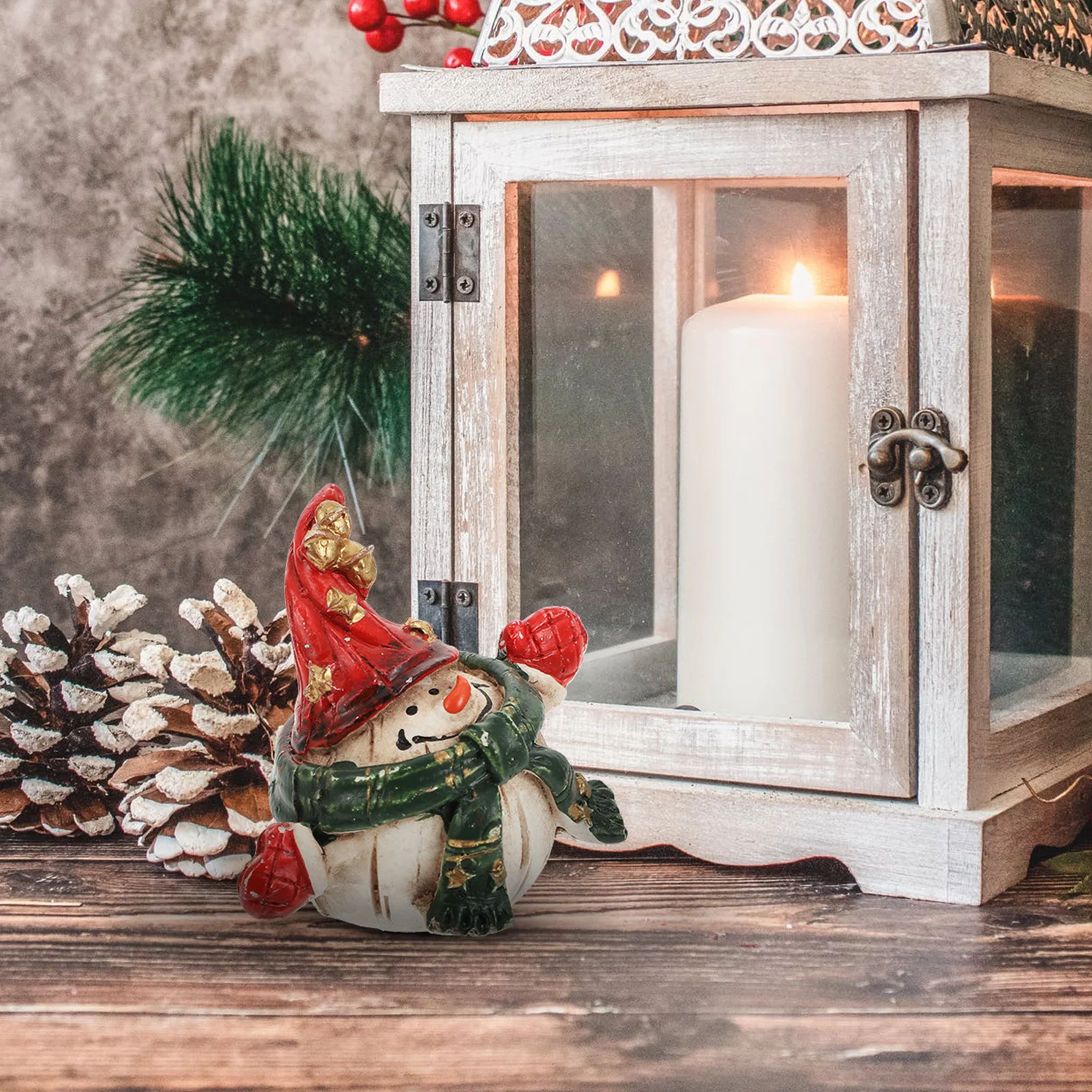 

1Pcs Christmas Snowman Adornment Resin Home Decor Unique Small Ornament for Office Study Holiday Party Elegant Xmas Craft Gift