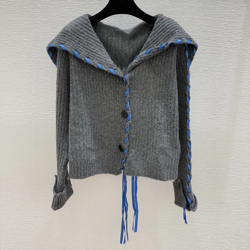 

Высококачественный осенне-зимний новый дизайн, плиссированная лента, темно-синий воротник, вязаный кардиган, женский свитер 251004170