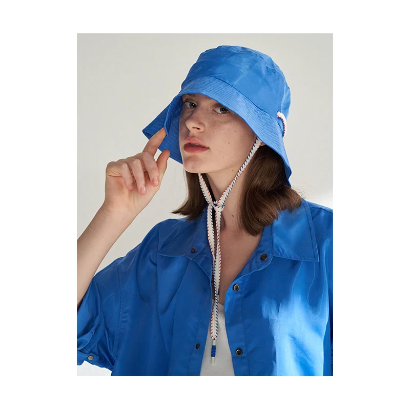 gorro-de-pescador-informal-de-diseno-serie-para-exteriores-azul-klein-brillante-con-nudo-fibra-de-poliester-ex-ala