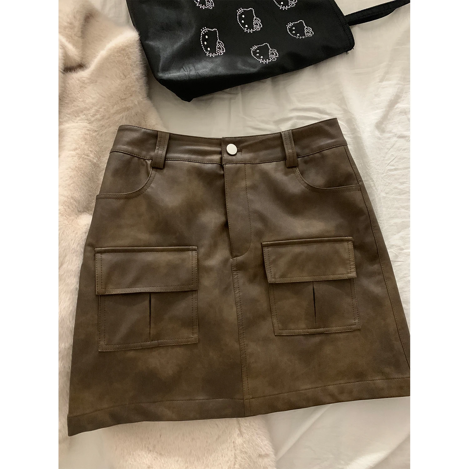 

Короткая кожаная юбка с высокой талией для женщин коричневого цвета с двойными карманами, не просвечивающая, от Y Studio