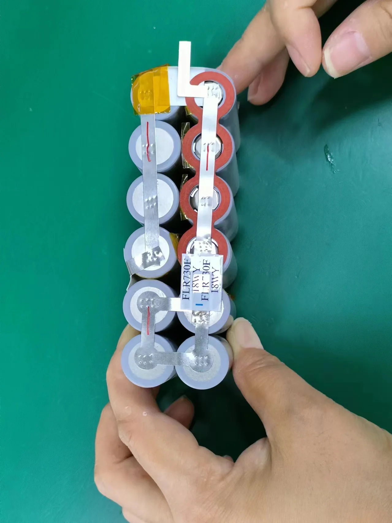 Уникальный цилиндрический литий-ионный аккумулятор 10,8 В 12,8 Ач 138,24 Втч для интеллектуальной транспортной безопасности