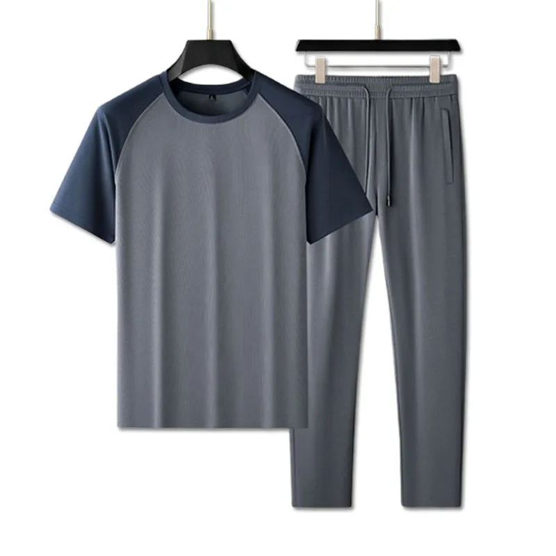 

A complete set of Modal Fashion Color-blocking 2025 Summer high-end round-neck men's casual sportswear
