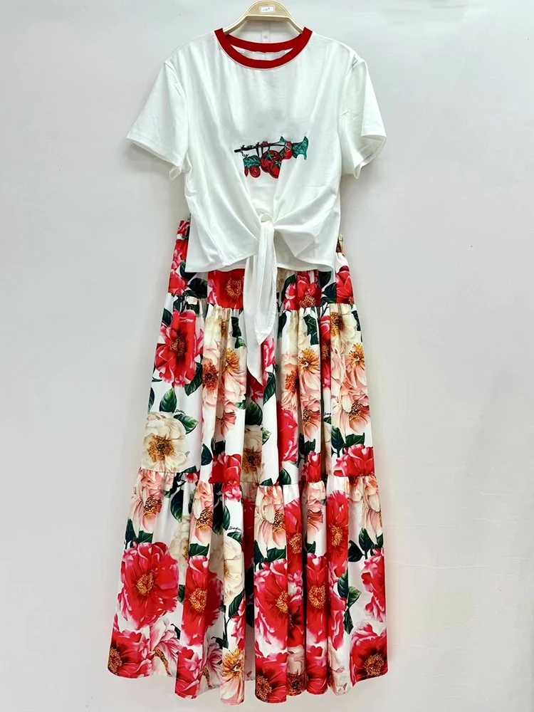 Geometrically printed T-shirt with round neck and short sleeves+big swing skirt Spring and summer two-piece dress elegant suit