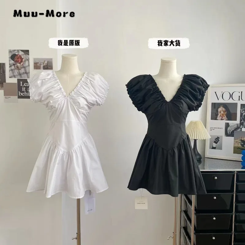 

2024 Summer Female Y2K Hotsweet Puff Sleeve V-neck Sheath Mini Dresses Women Casual Sexy Solid Color Folds Slim Fit Black Dress