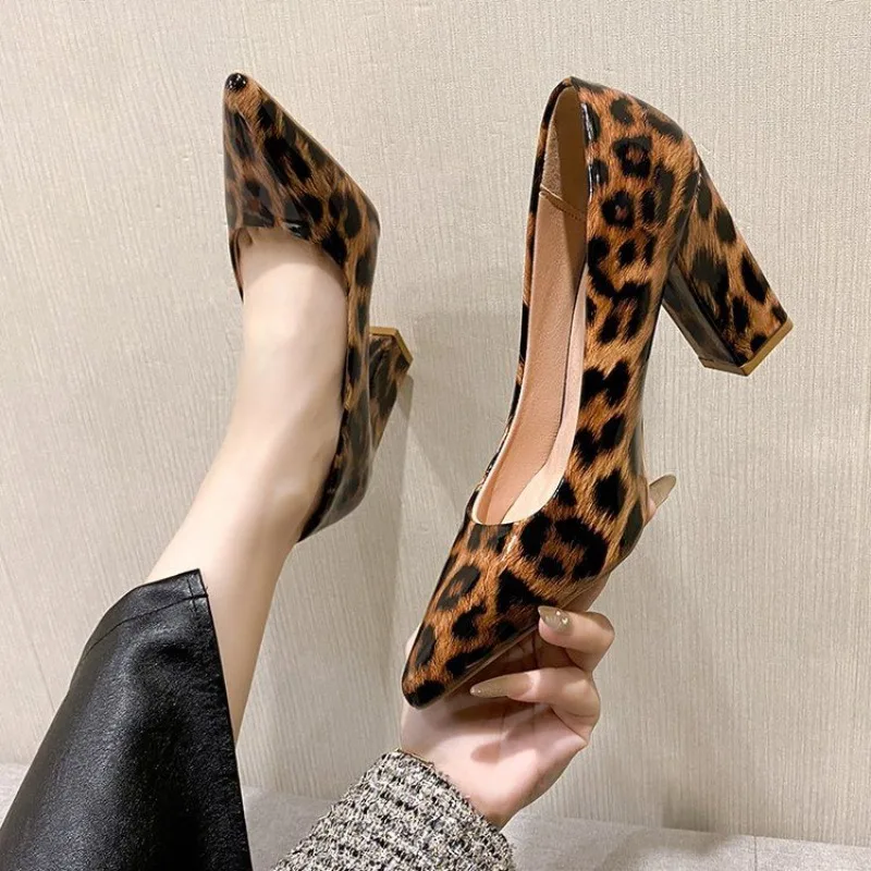 Slip-on Patent Leather Leopard Print Single Shoes Fashion Pointed Toe Shallow Mouth Non-slip Wear-resistant Block Heel Shoes
