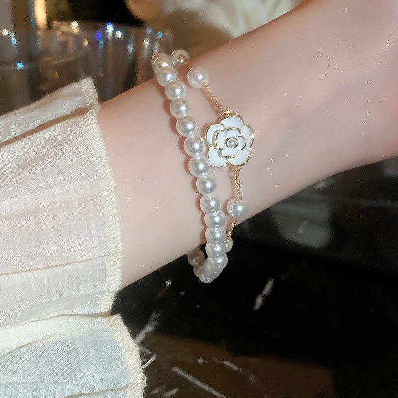 Fashion Trend Unique Design Elegant Delicate Light Luxury White Camellia Pearl Double Layer Bracelet Women Jewelry Party Gift