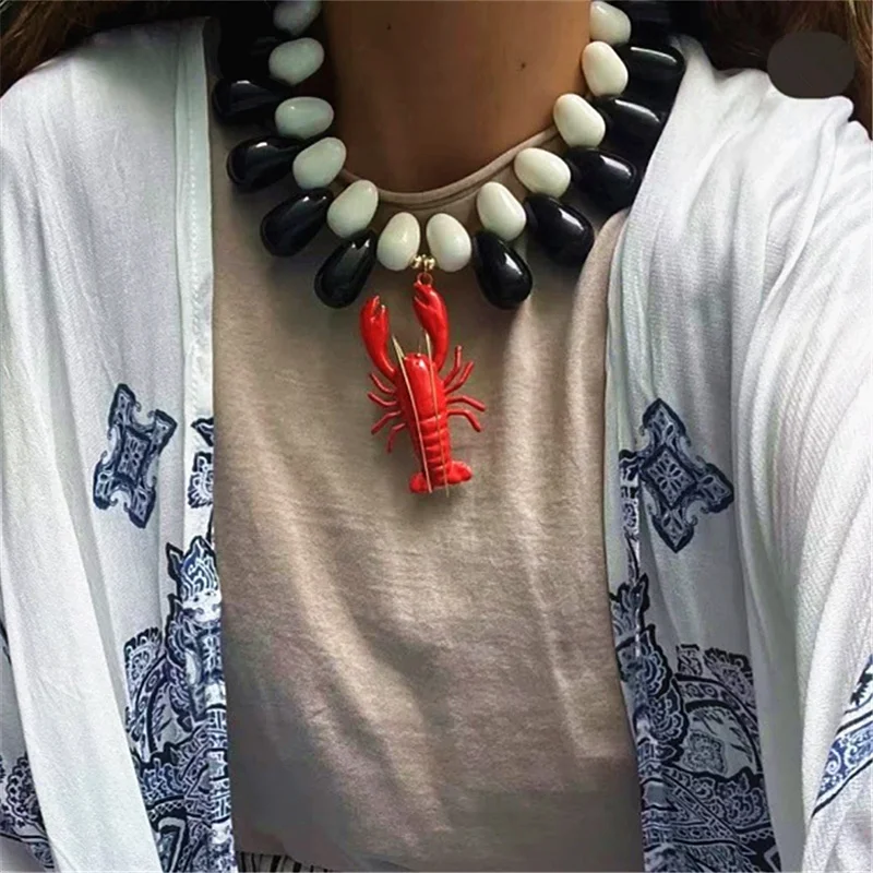 HANGZHI Exaggerated Resin Water Drop Beaded Red Crab Pendant Necklace New Design Chunky Charms Jewelry for Women