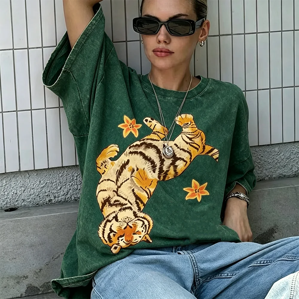 Oversized Vintage Washed T‑Shirt For Women Retro Lying Tiger Floral Print Short Sleeve Tees Casual Loose Streetwear Tops