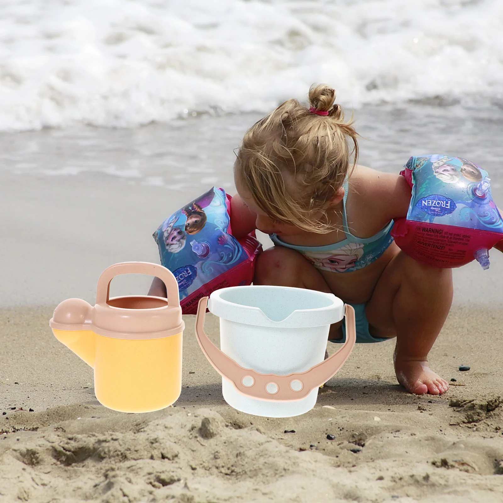 Praia neve brinquedos areia jardinagem ao ar livre escavação balde portátil jogando com menino 5 anos de idade