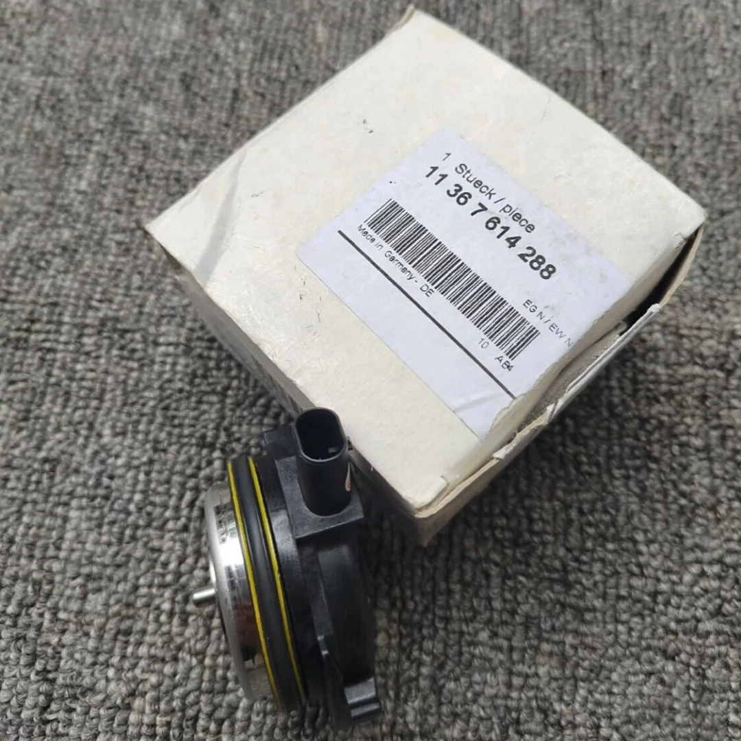 

New Camshaft Adjuster Solenoid Variable Valve Timing Solenoid for BMW 11367614288