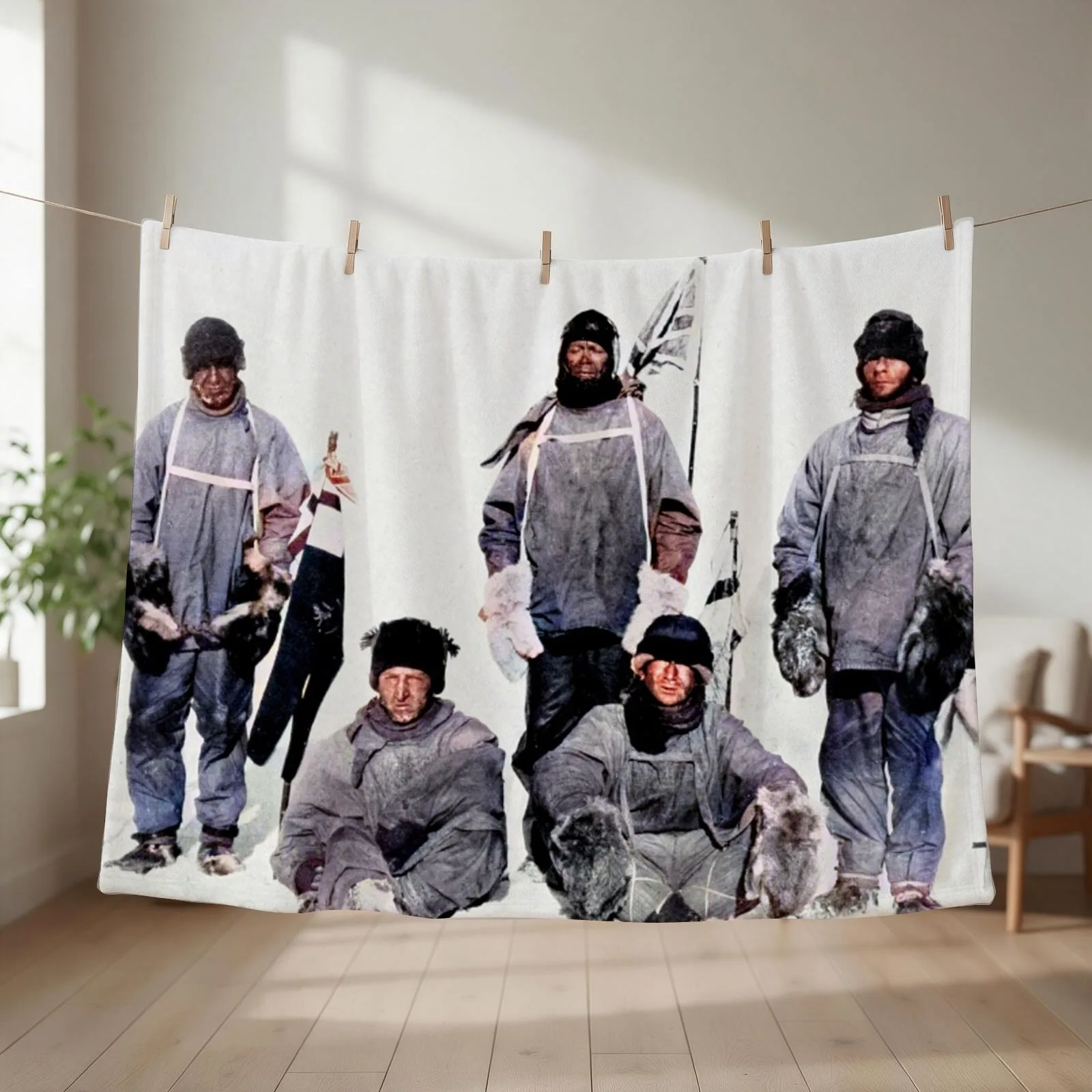 Scott's party at the South Pole 1912, Throw Blanket couch cozy soft plush fuzzy picnic outdoor blanket