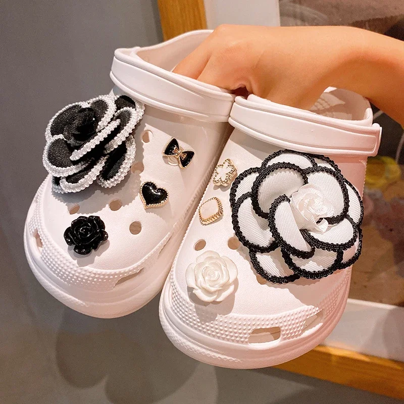 

Colourful Elegant Shoe Charms for Clogs Cartoon Bear Cute Shoe Charms Designer DIY Fashion Luxury Clogs Shoe Buckle Decorations