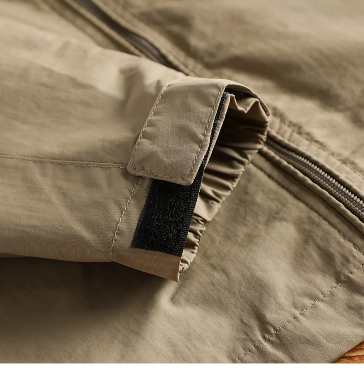 Neue wasserdichte Kapuzenjacken für Herren, lässig, winddicht, Herbst, leicht, mit mehreren Taschen, Wandern, Windjacke, abnehmbare Hutjacke – Detail 12