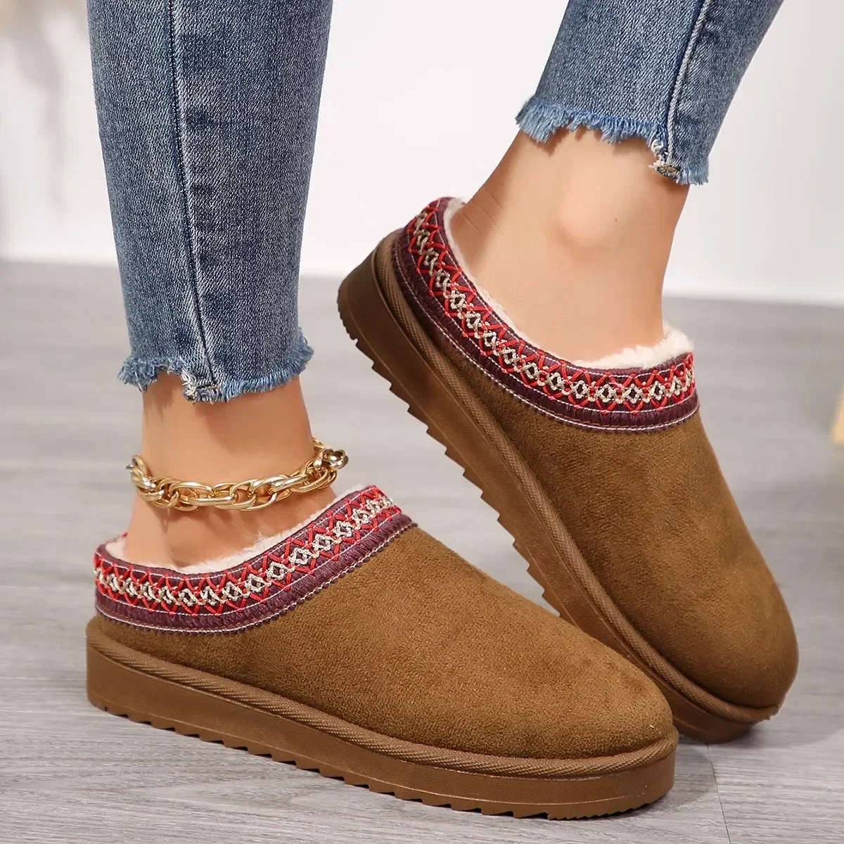Snow Boots 2024 Women Winter Cashmere Warm Thick Soles Without Heel-covered Hair Half Slipper Cotton Shoes Cashmere Warm Boots image 3