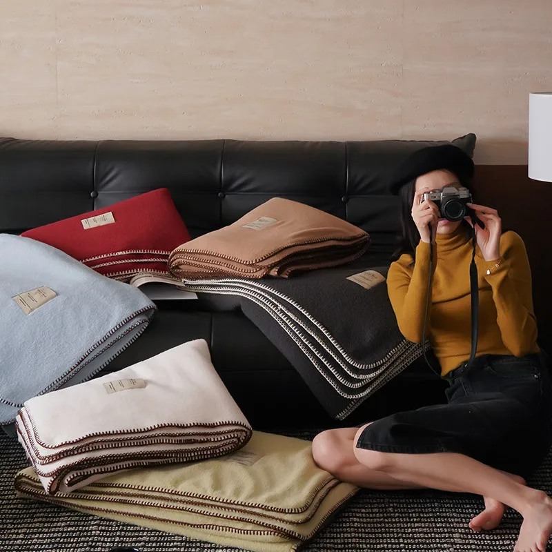 

Customizable Autumn/Winter Tuscan High Gram Weight Bionic Fleece Blanket