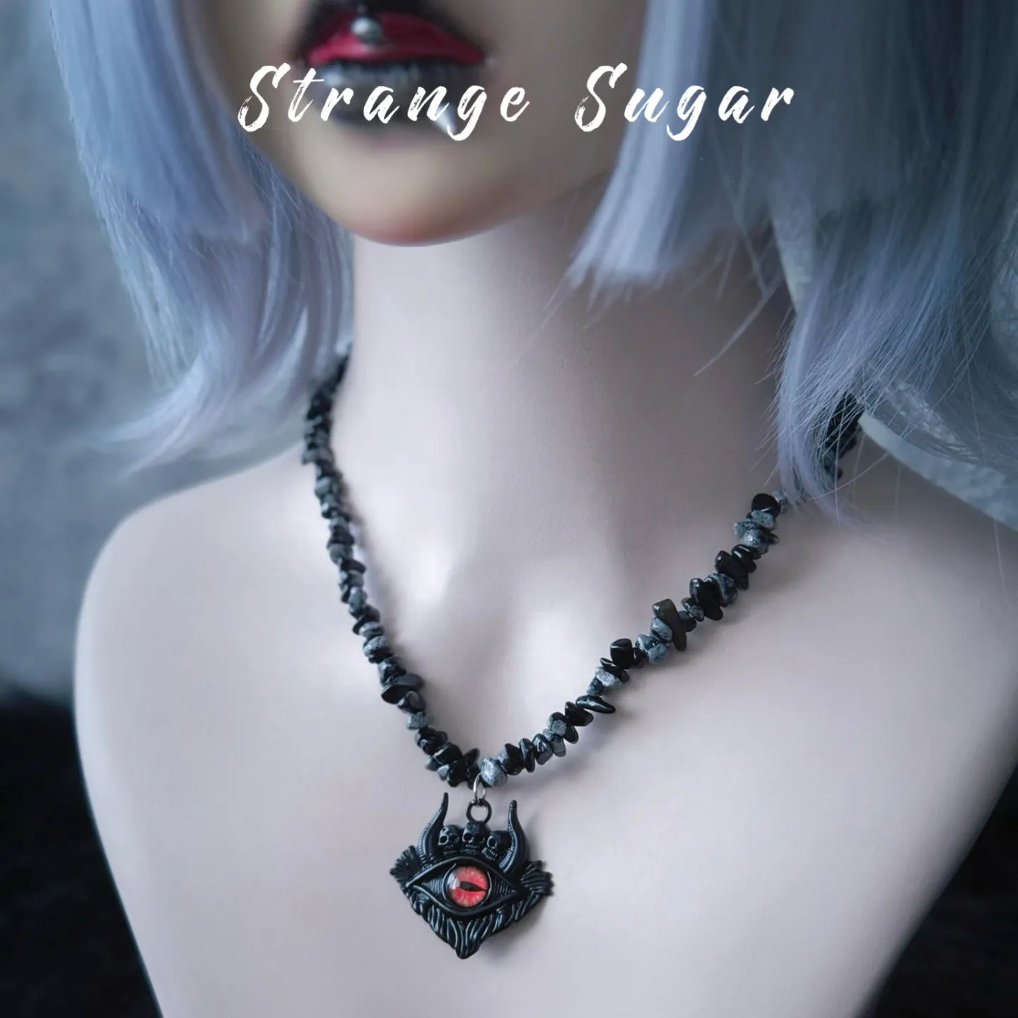 Original Handmade Red and Black One-eyed Demon Skull Necklace Gravel Chain Necklace Gothic Subculture Necklace