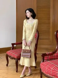 French Temperament Square Neck Hip Wrap Dress Women Fashion Bright Line Puff Sleeve Korean Gentle Solid Slim Chic Spring Wear