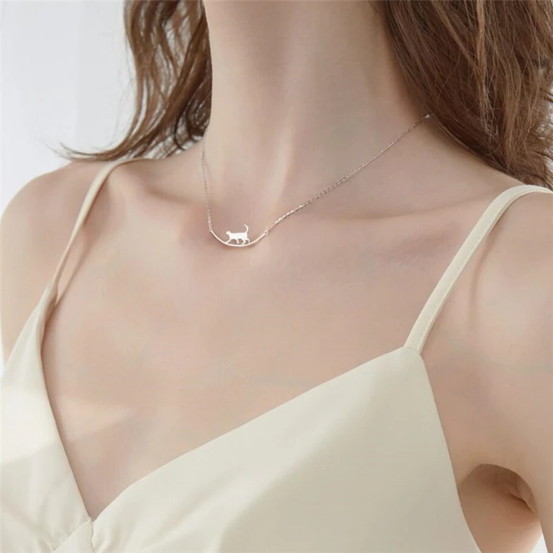 WYEAIIR 925 Sterling Silver Lovely Walking Cat Student Gift Fine Jewelry Luxury Female Necklace