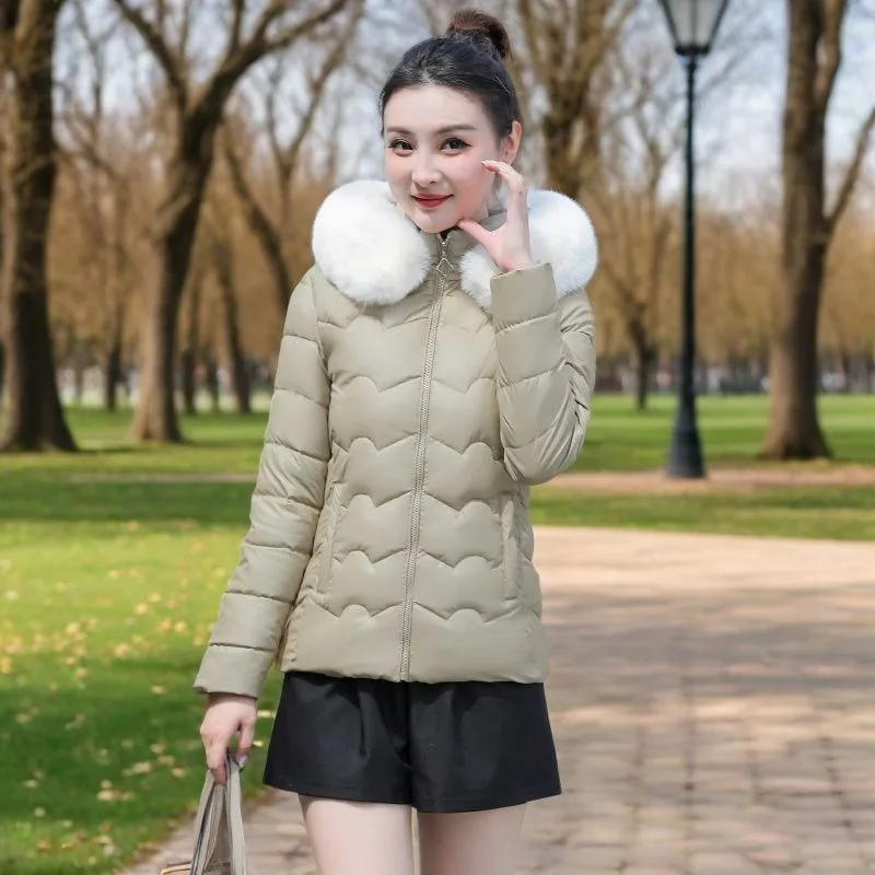 Winter Quilted Jacket 2024 New Detachable Fur Collar Slim-fit Padded Jacket Look Slimmer Warm Jacket Ms.Keep Warm Against Wind