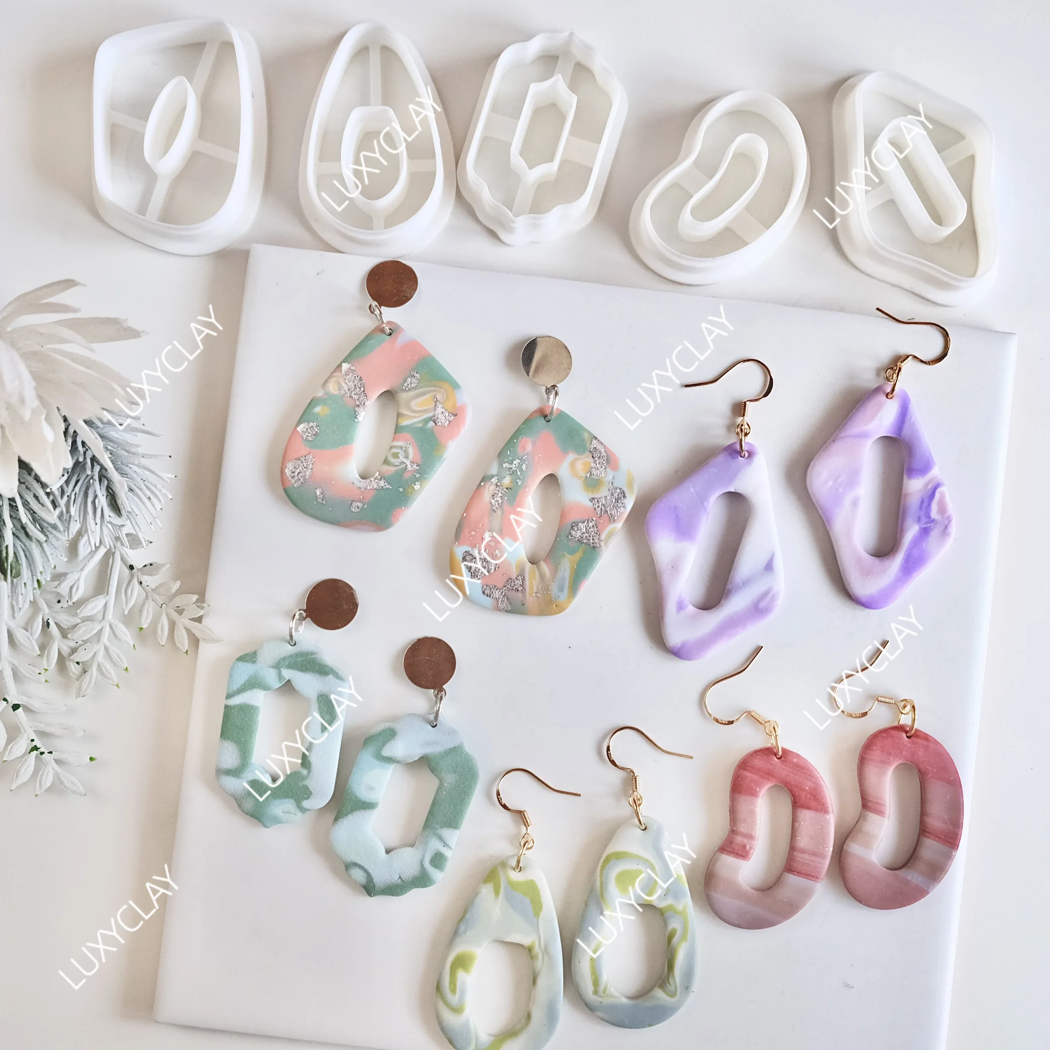 1pc Hollow Irregular Geometric Shape Polymer Clay Cutter, Minimalist Donut Pattern Dangle Clay Molds for Earrings Jewelry Making