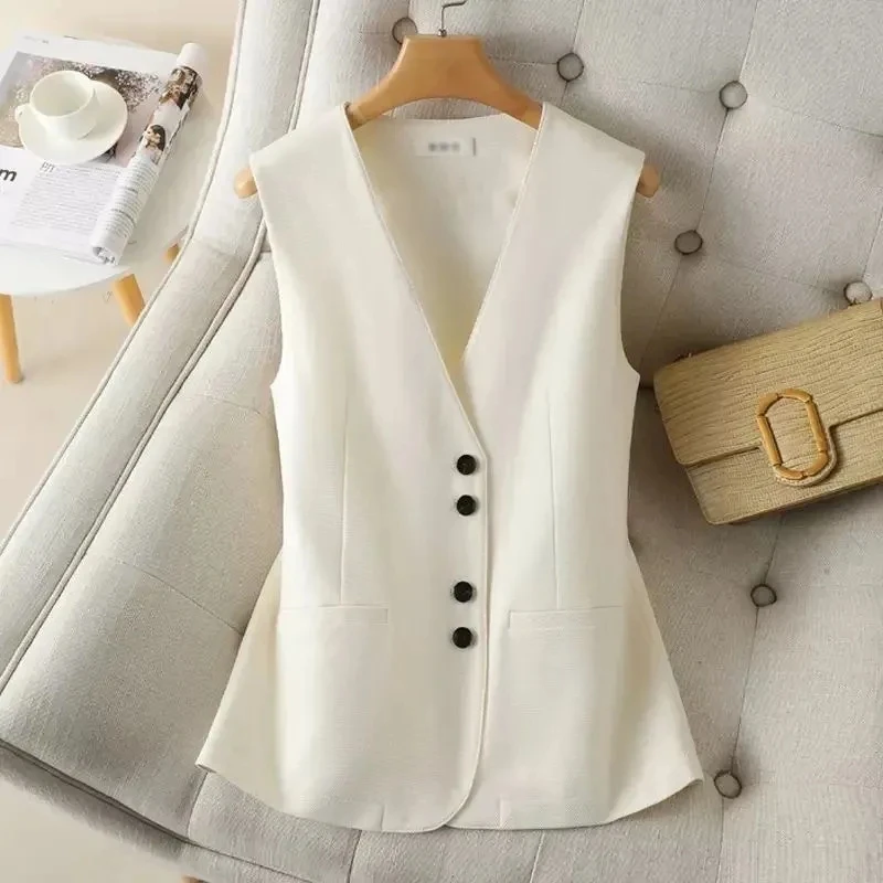 

2024 V-neck Single Breasted Slim Waistcoat For Women In Spring And Autumn Fashion Design Sleeveless Coat