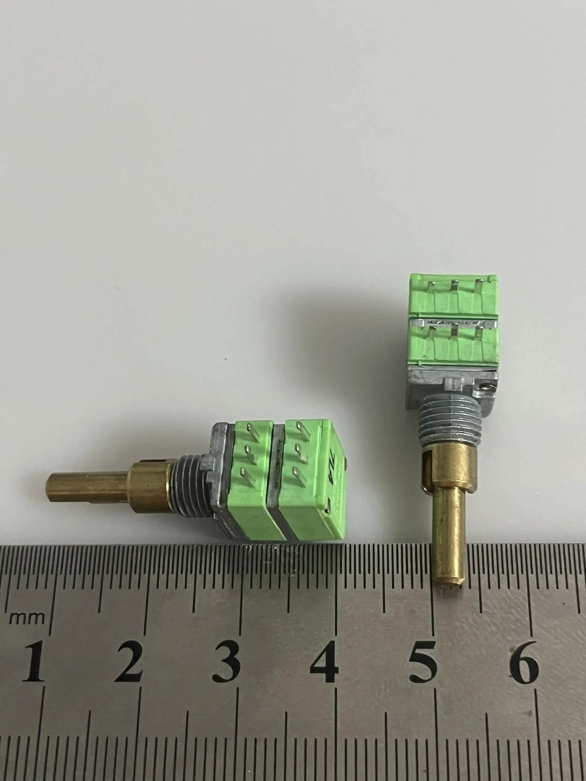 Applicable to ALPS Dual-Axis Dual-Gang Precision Potentiometer Model RK097 W50K for Amplifier Car Audio Navigation Volume