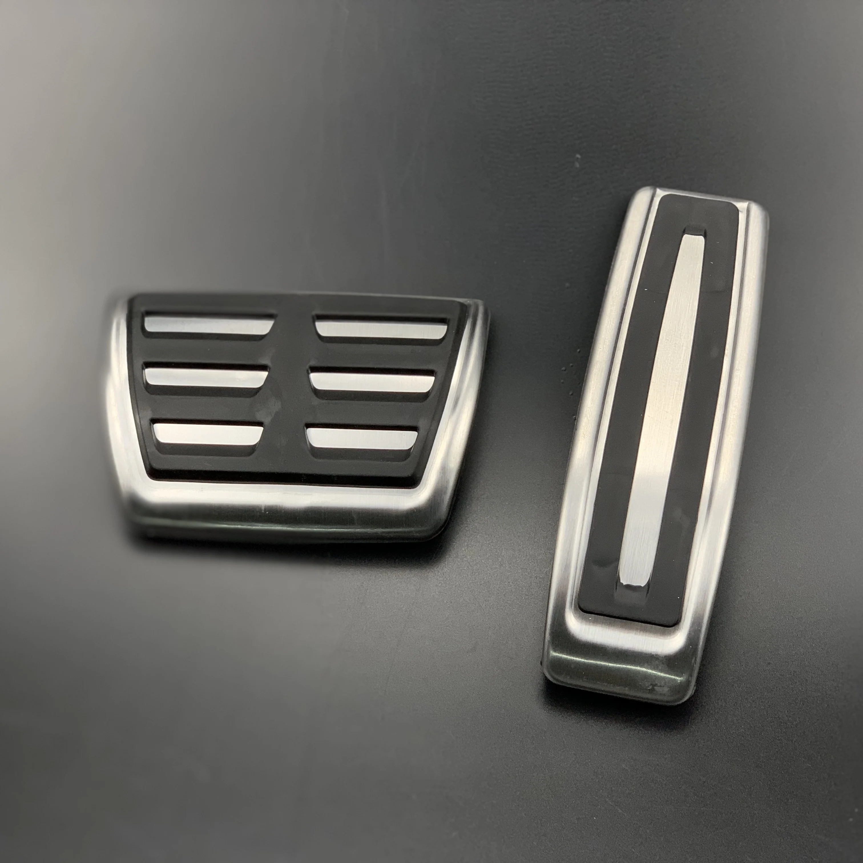 Car Brake Accelerator Footrest Pedal for Audi A1 A3 A4 B8 B9 A5 A6 A7 Q3 Q7 For Touareg/Porsche Cayenne Macan/Skoda Seat (LHD)