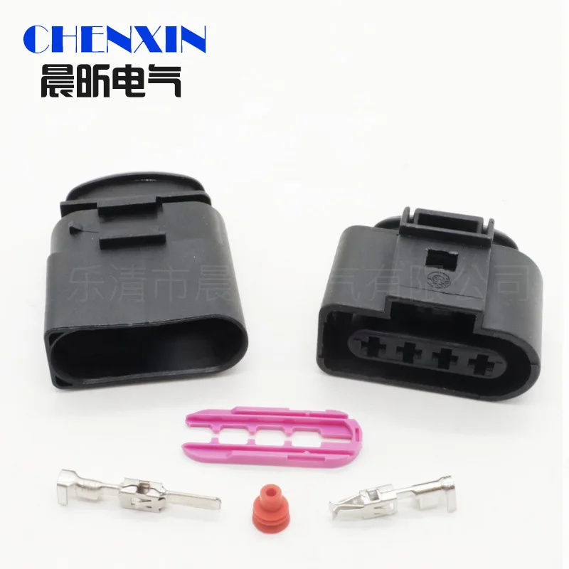 

4 Pin Automotive waterproof connector Ignition Coil Plug 8K0973724 8K0 973 724 For A4 A6 Q5 Q7 motor2.5 mk5