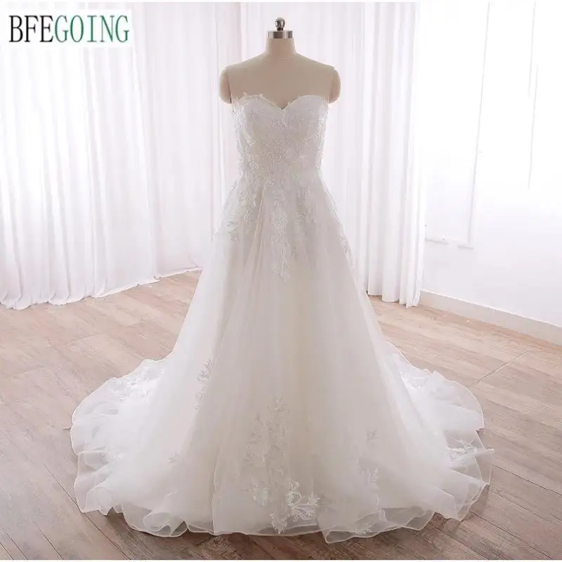 

A-Line Wedding Dresses Chapel Train Custom Made Floor-Length Sweetheart Strapless Sleeveless Lace Tulle Bridal Gowns