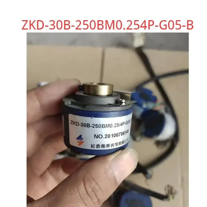 ZKD-30B-250BM0.25/4P-G05-B  tested ok Encoder Functionally intact
