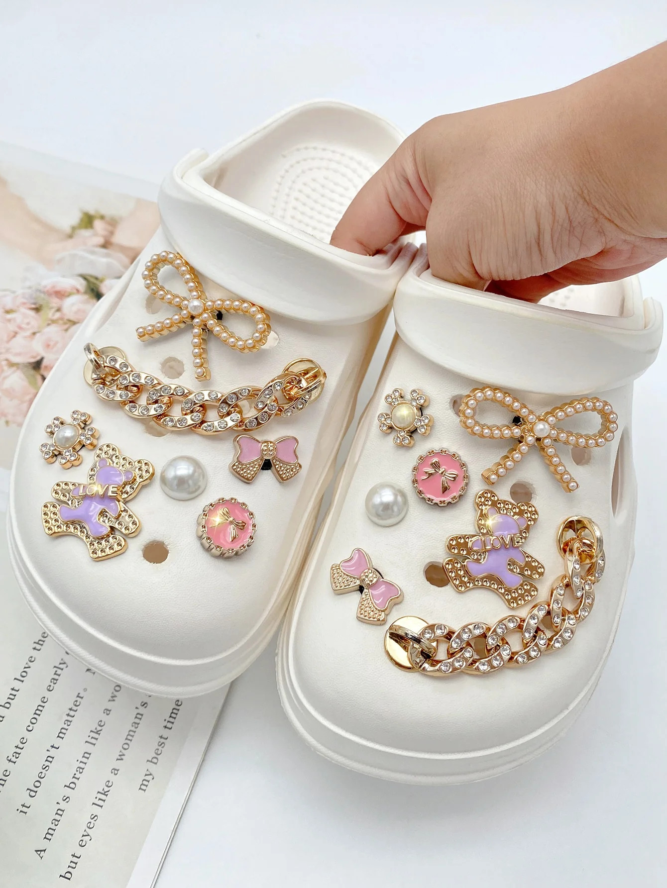 

14 pieces of pink bow, golden diamond chain, purple letter bear, ABS pearl bow shoe accessories - easy-to-install detachable DIY