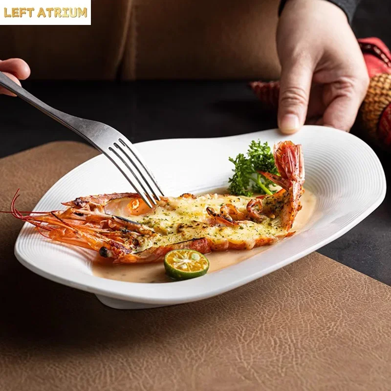 Line Patterned Ceramic Plate Irregular Fish Plate Serving Plate Salad Plates Snack Plates Molecular Cuisine Restaurant Tableware