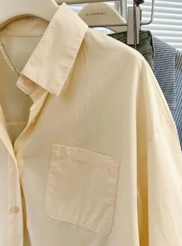 2025 automne/hiver nouvelle mode femme Simple décontracté bouton couleur unie à manches longues femmes petit haut