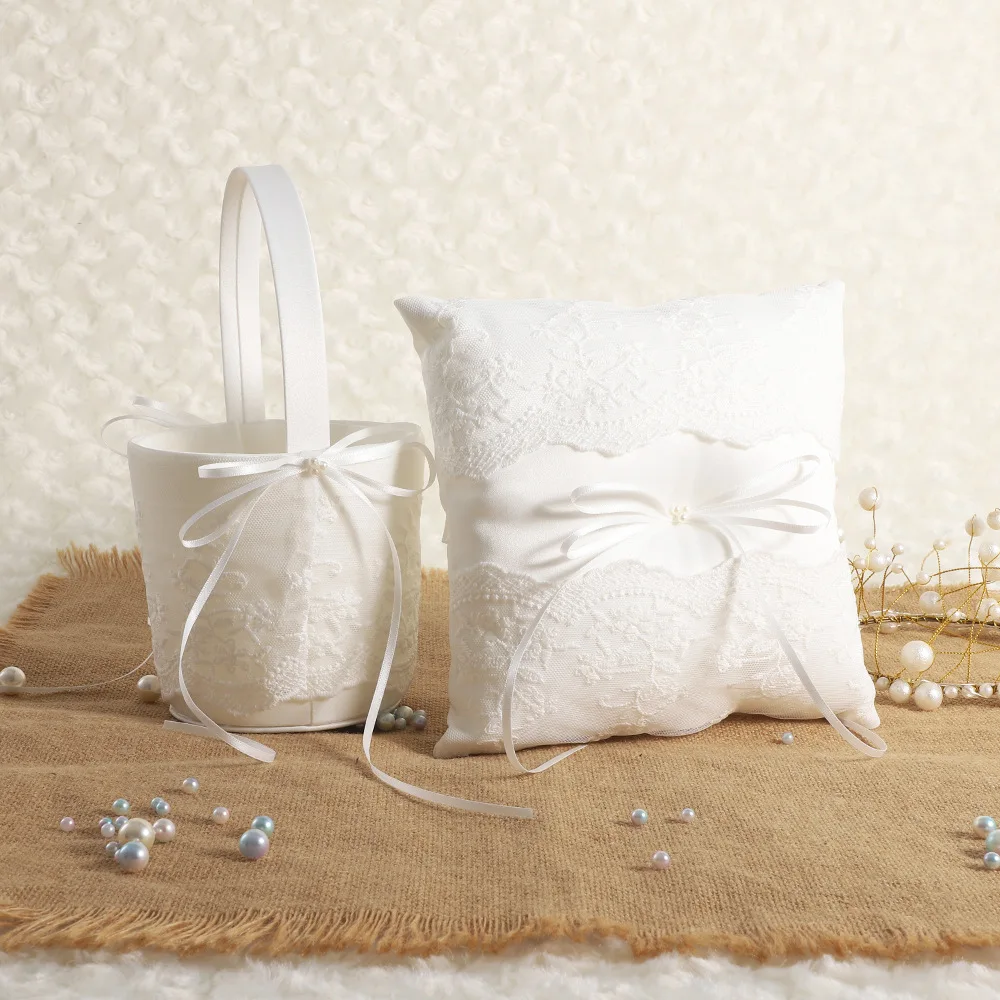 Free Shippig Personalized Wedding Hollow Lace Pearl Ring Pillow Wedding Gifts Wedding Supplies