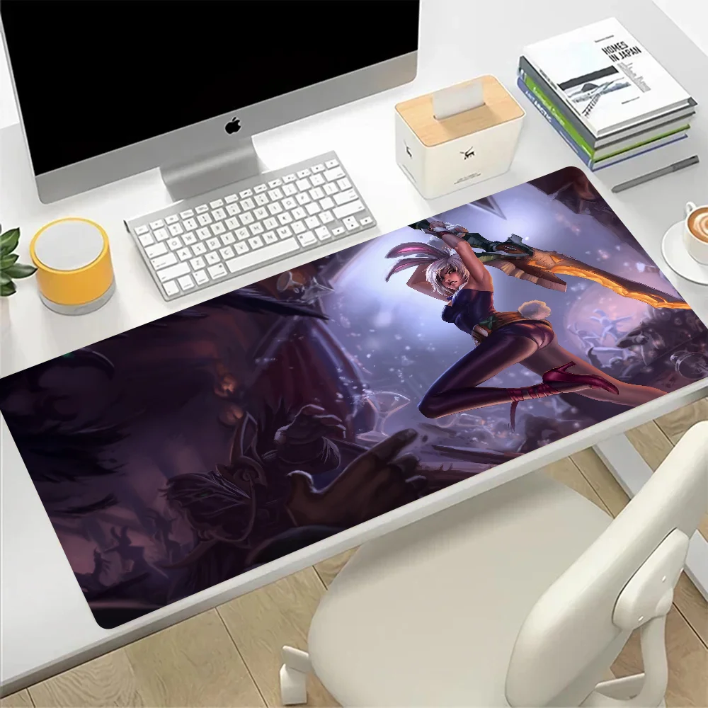 League of Legends Riven Large Mouse Pad Gaming Mousepad PC Gamer Computer Office Mouse Mat Keyboard Mat Desk Pad Laptop Mausepad