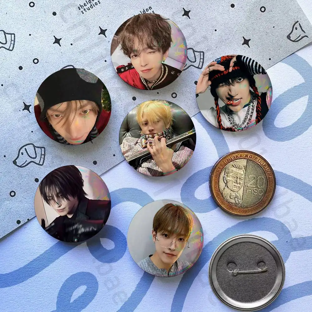 A-Ateez Hongjoong Pins 58mm Cute Cartoon Badge Handmade Brooches for Backpack Accessories Jewelry Gifts