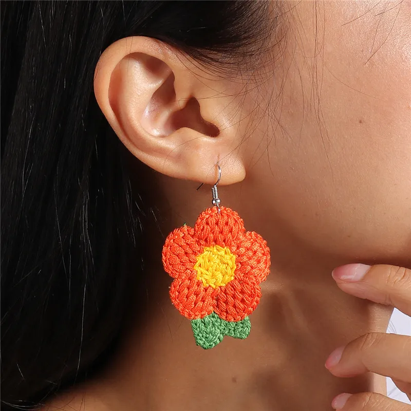 Aihua Niedliche gehäkelte Blumen-Ohrringe für Frauen und Mädchen, handgefertigt, Schmetterling, Schleife, flauschige Kugel-Ohrringe, Geburtstagsfeier, Schmuck, Geschenke – Detail 8