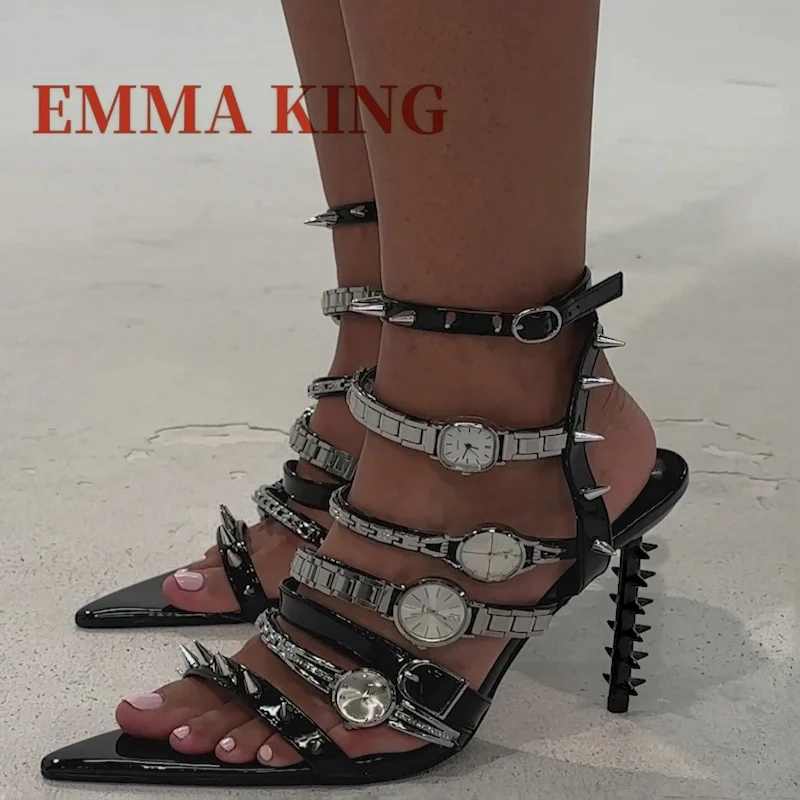 Sandalias de reloj plateadas, sandalias de tacón de aguja con punta abierta, sandalias con punta punk-chic, sandalias con hebilla en el tobillo de piel sintética patentada, talla grande