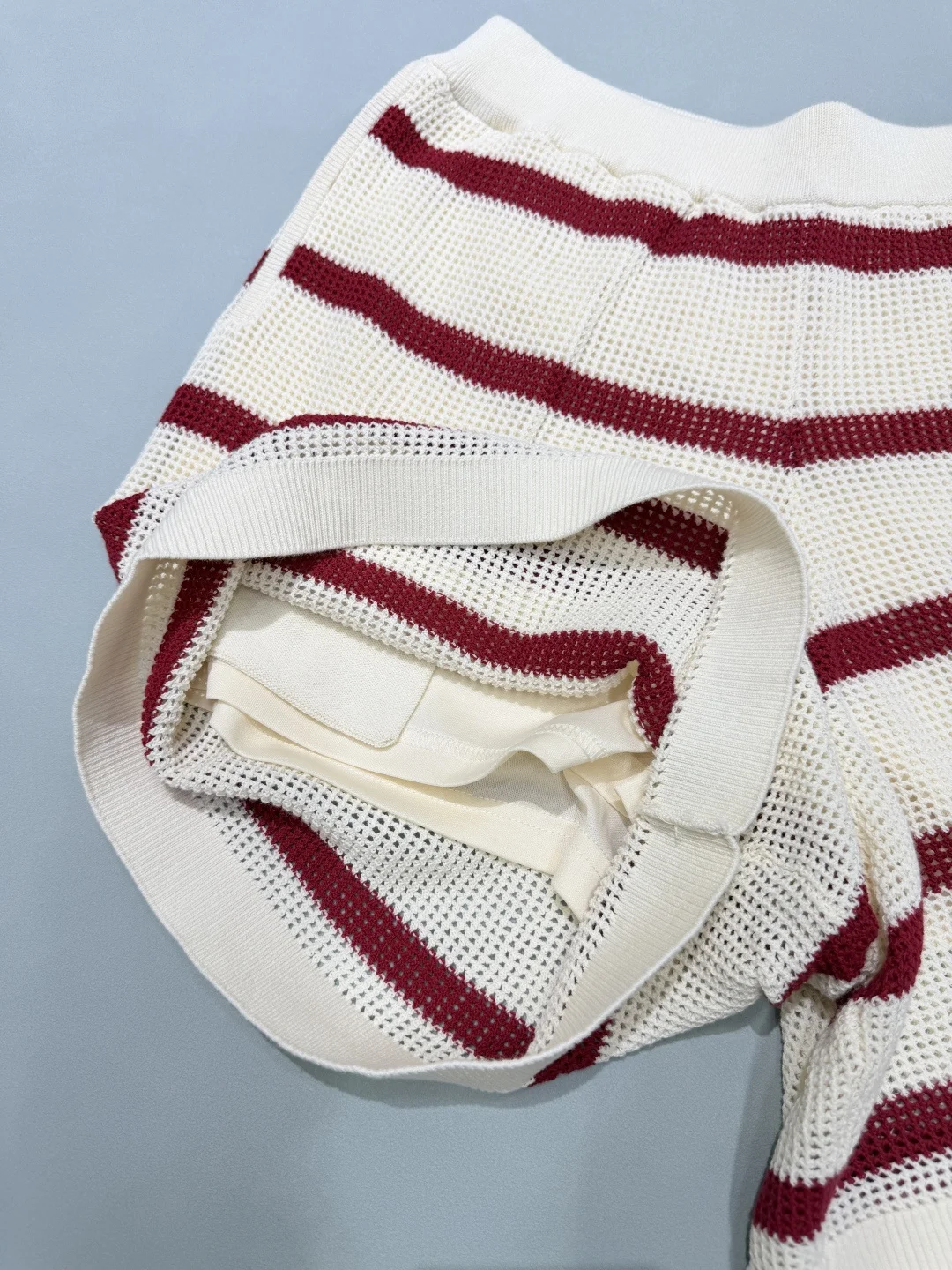 2026 Summer Women's Casual Striped Two-Piece Knit Set — Loose-Fit, Versatile Outfit featuring a Collared, Open-Work Design