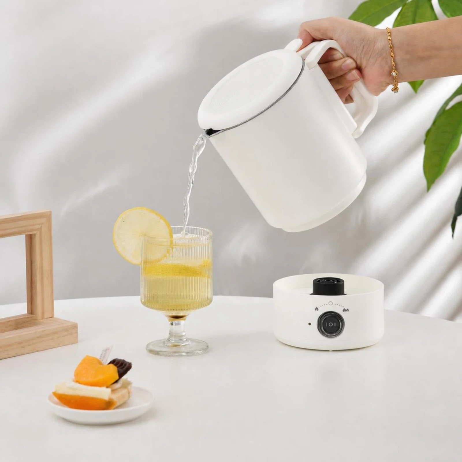 chaleira-eletrica-dobravel-ideal-para-viagens-com-base-removivel-caldeira-de-Agua-portatil-e-compacta-para-viajantes