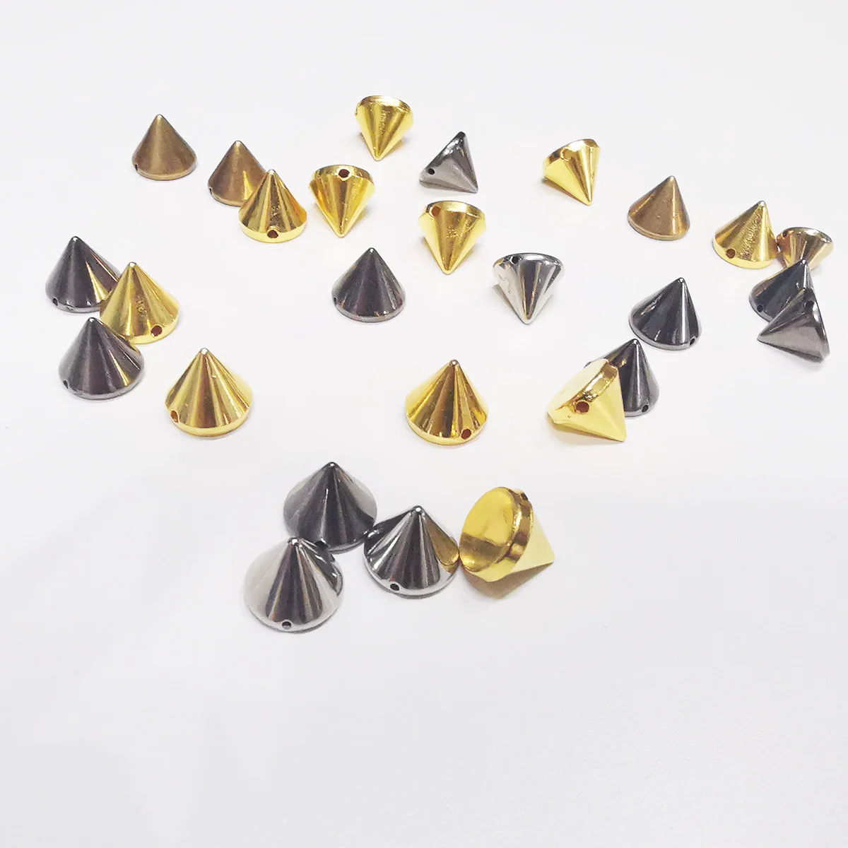 100pcs Plastic Bullet Cone Sewing Decor Spike Punk Hand made DIY Garment Shoes Clothing Sewing Button Accessories