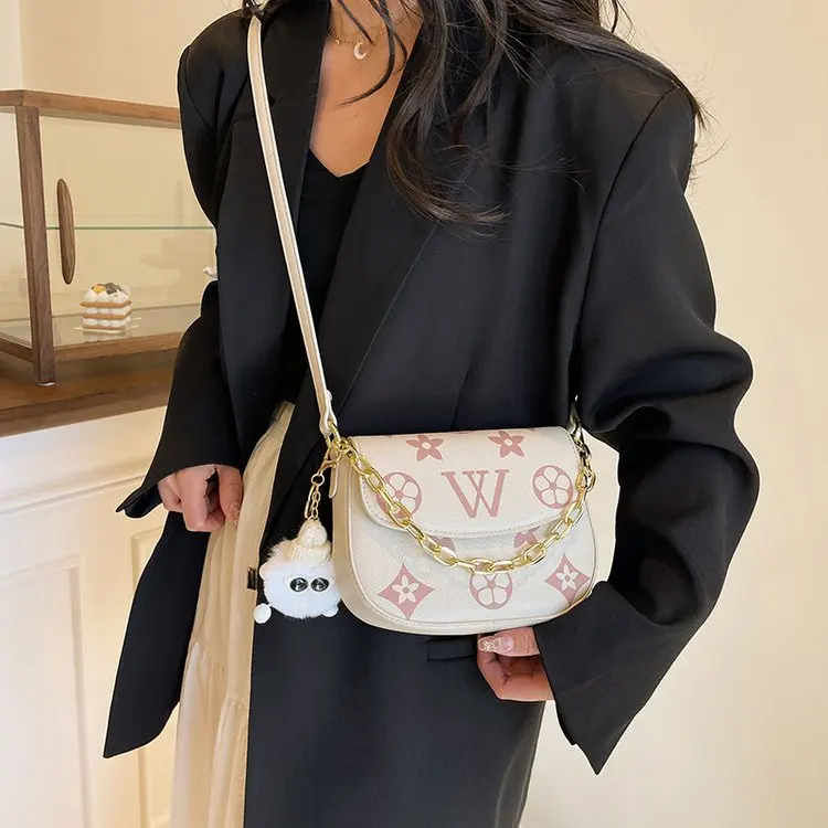 

2026 New Retro Monogram Saddle Bag for Women Metal Chain Letter Embossed Versatile Shoulder Crossbody Bag