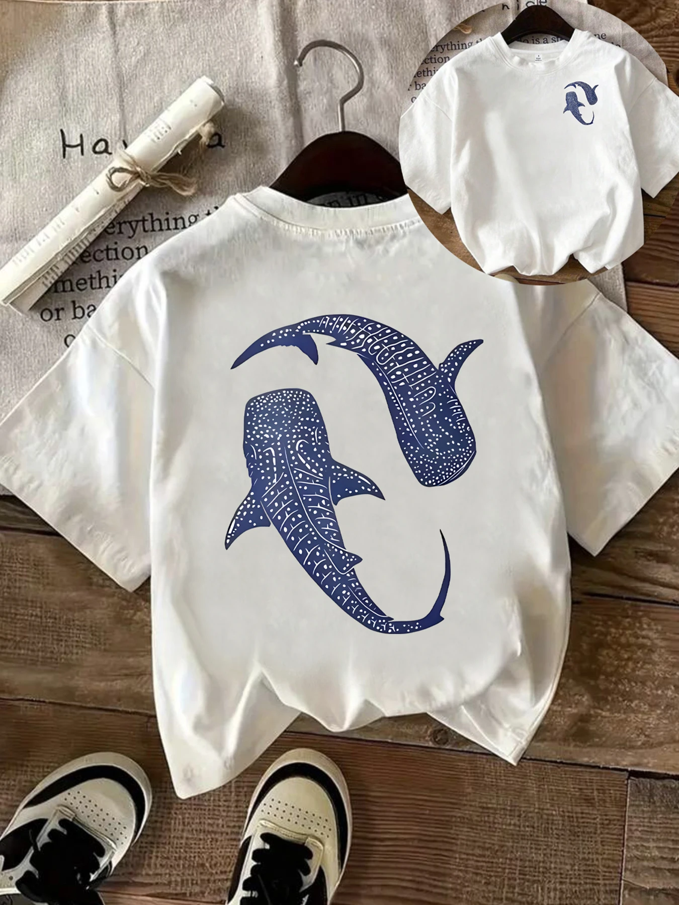 

Whale Plus size women's round neck short sleeve T-shirt with elastic half sleeves and trendy prints