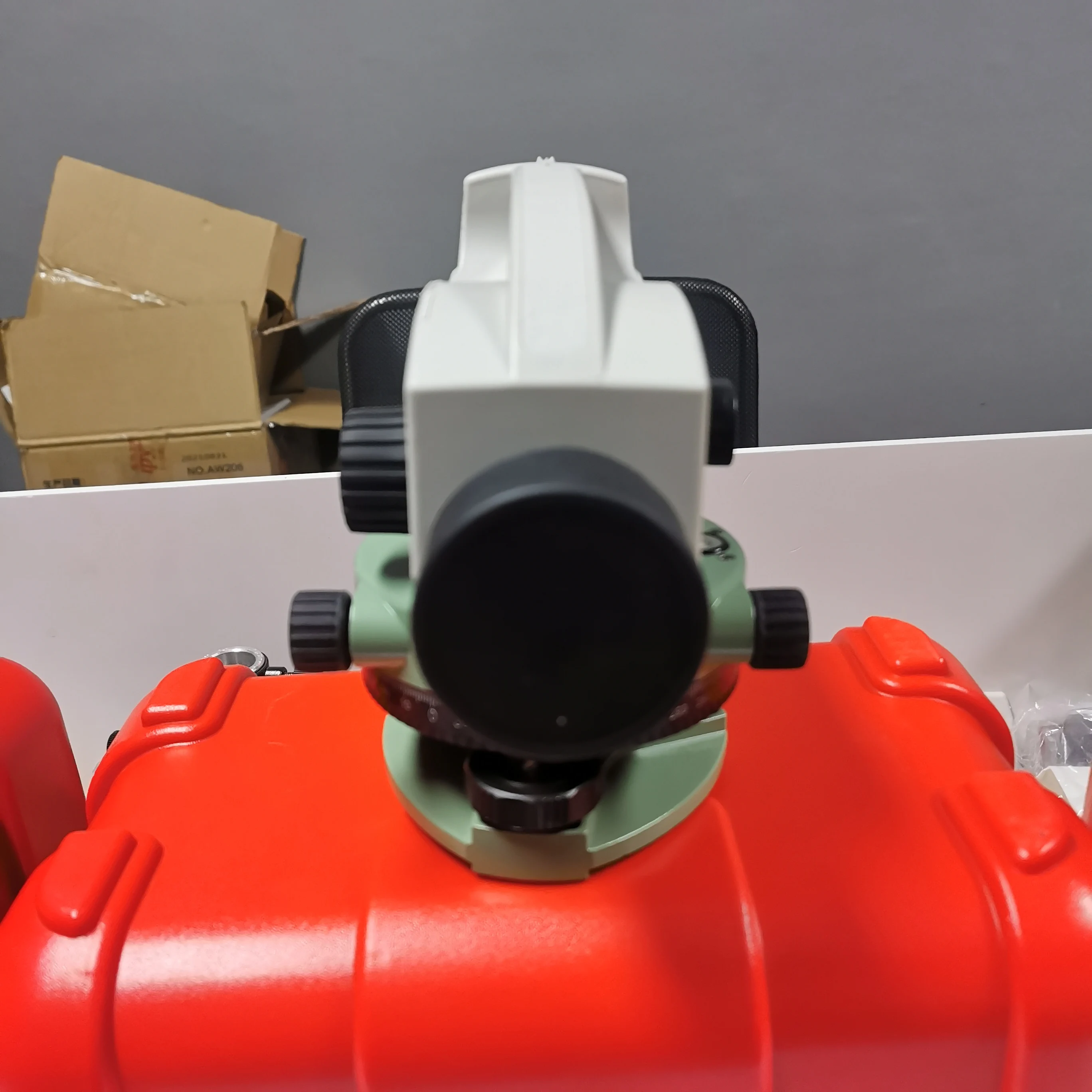

Surveying Instrument DS101 Digital Level